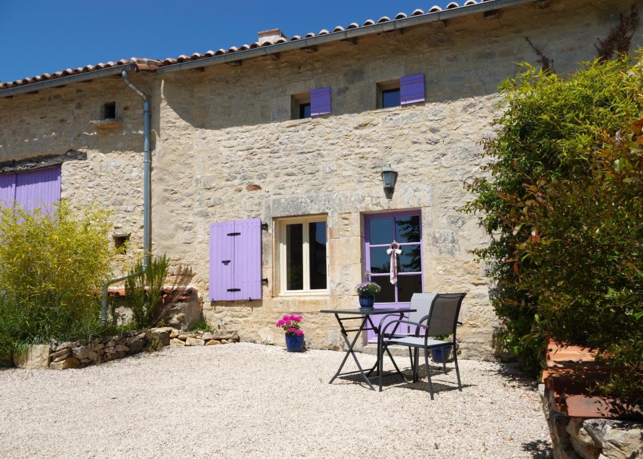 Gite Rural La Maison Mauve Ventouse Экстерьер фото